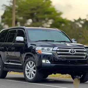 Toyota Land Cruiser VX V8 2010 Upgraded 2018