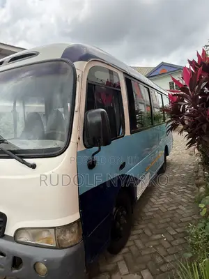 Hyundai County 2001 Bus