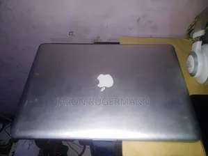 Apple MacBook Pro 15" Laptop