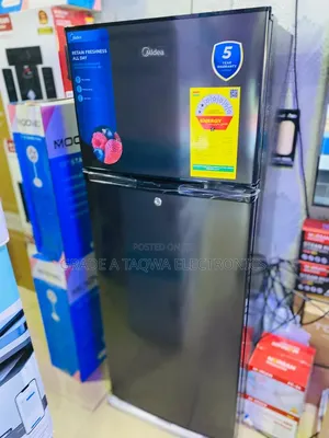 Midea 204L Bottom Freezer Refrigerator - 2 Star Energy Rating
