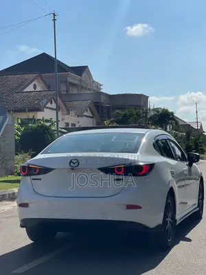 Mazda 3 2018 White - Canada Import