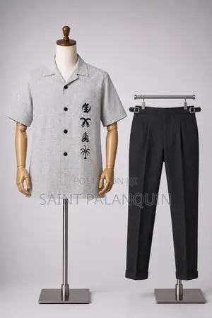 Men's Two-Piece Set: Light Grey Short-Sleeve Button-Up Shirt
