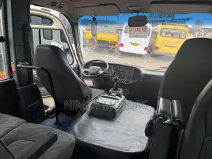 Hyundai County 2016 Grey