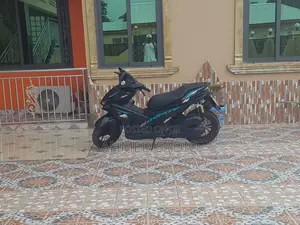 Yamaha Aerox 2022 Scooter - Black