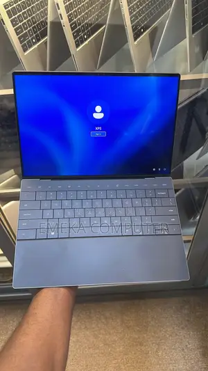 Dell XPS 13 Plus 9320 Laptop - Intel Core i7, 16GB RAM, 512GB SSD