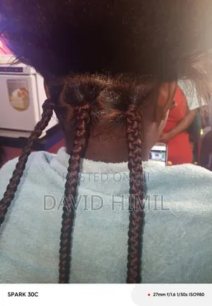 Hairdresser - Anyaa Market