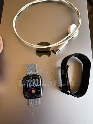 Apple Watch Series 9 (GPS + Cellular)