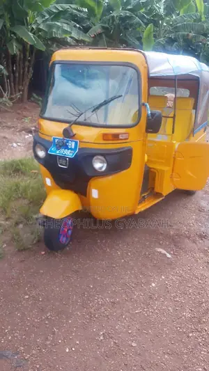 Bajaj RE 2025 Yellow Three-Wheeler