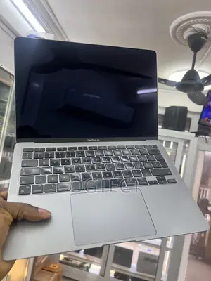 Apple MacBook Air M1, 8GB RAM, 256GB SSD