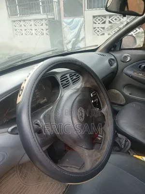 1998 Hyundai Elantra Base Sedan - Gray