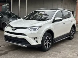 Toyota RAV4 2019 White