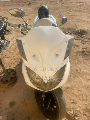 Yamaha Majesty Scooter 2015 White
