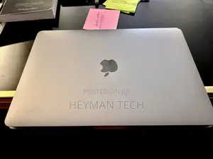 Apple MacBook Pro 2020 16GB Intel Core i7 500GB SSD