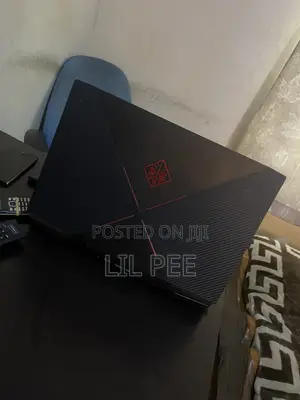 HP 15 Laptop - Intel Core i7, 16GB RAM, 2TB HDD+SSD