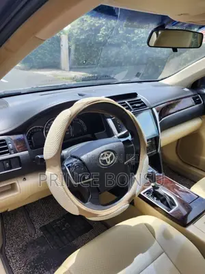 2016 Toyota Camry SE - Foreign Used