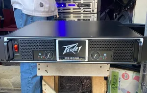 Peavey CS2000 Mid Amplifier