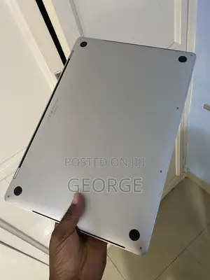 Apple MacBook Pro 2019 16GB Intel Core i7 512GB SSD