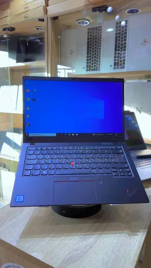 Lenovo ThinkPad X1 Carbon Laptop - Core i7, 16GB RAM, 256GB SSD