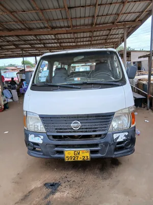 Nissan Caravan (Urvan) 2008 - White
