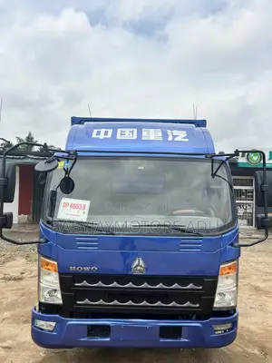 CNHTC Howo Light-Duty Box Truck - 2017