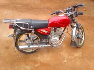 Royal RY125 Motorcycle (2025) - Red