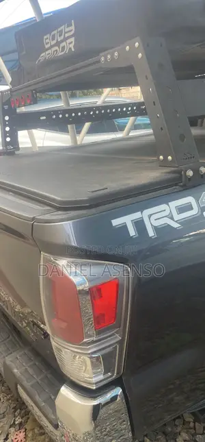 Toyota Tacoma 2023 Gray