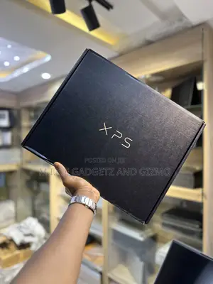 New Dell XPS 13 Laptop - 8GB RAM, 512GB SSD