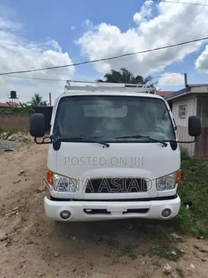 Hyundai Mighty II Truck