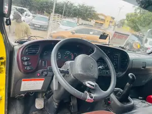 Hyundai County 2015 - 23 Seater Bus