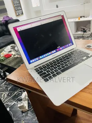 Apple MacBook Air 8GB Intel Core i5 256GB SSD
