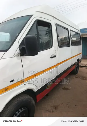 Mercedes-Benz Sprinter 2012 White