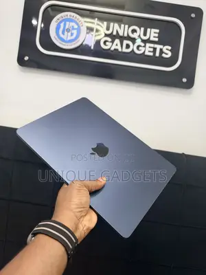 Apple MacBook Air 2025 M4 16GB RAM 256GB SSD