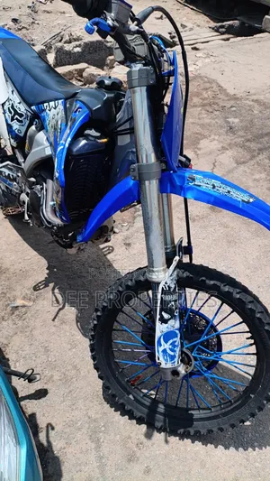 Yamaha YZ 2018 Dirt Bike