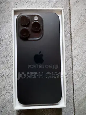 Apple iPhone 15 Pro 256GB Black (Used)