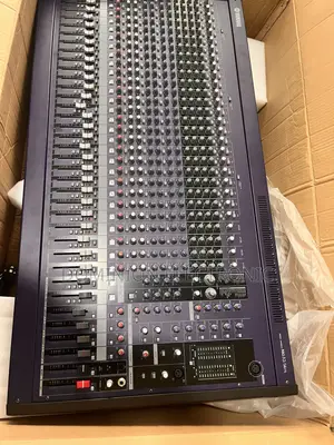 Yamaha MG 32 Channel Analog Mixer