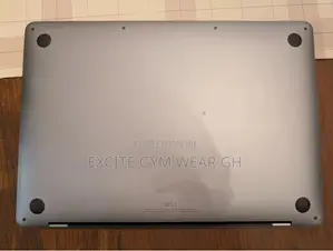 Apple MacBook Pro 2017 13" 8GB RAM Intel Core i5 SSD 128GB