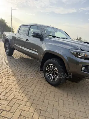 2020 Toyota Tacoma TRD Sport V6 4x2 Double Cab