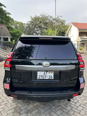 Toyota Land Cruiser Prado 3.0 D-4D 2014 Black