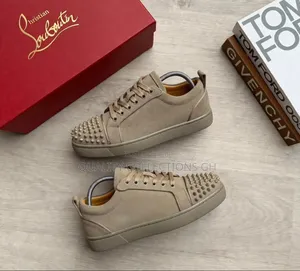 Christian Louboutin Louis Junior Spikes Sneakers