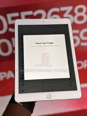 Apple iPad 9.7 64GB Silver