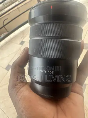 Sony E PZ 18-105mm F/4 G OSS Power Zoom Lens (SELP18105G)