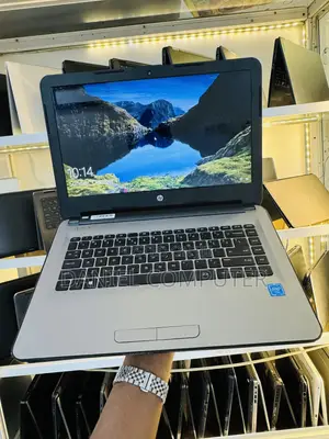 HP 14-dq1025cl Laptop - Intel Core i5, 2GB RAM, 32GB SSD
