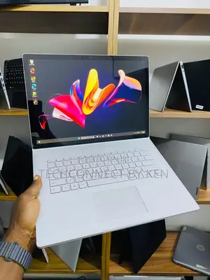Microsoft Surface Book 2 16GB Intel Core i7 512GB SSD