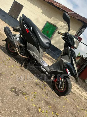 Yamaha Motorcycle - 2000 Model, Black