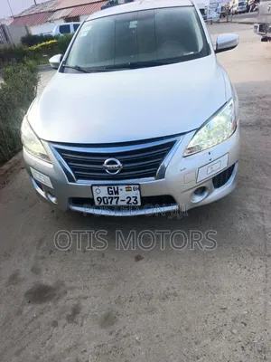 Nissan Sentra SR 2013 Silver