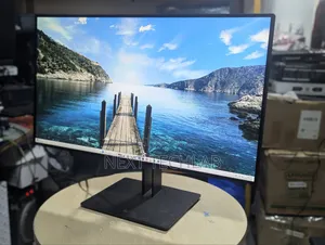 HP Z32 32-Inch 4K UHD Monitor