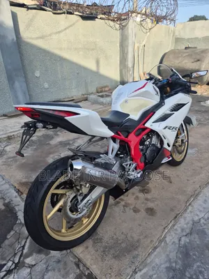 Honda CBR 250R Sport Bike 2024