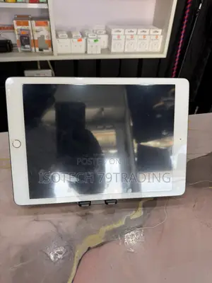 Apple iPad 9.7 64GB Black