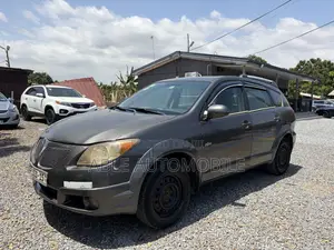 2006 Pontiac Vibe AWD Hatchback
