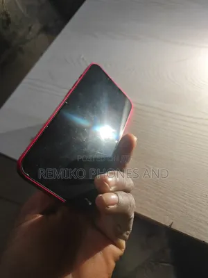 Apple iPhone 14 128GB Red